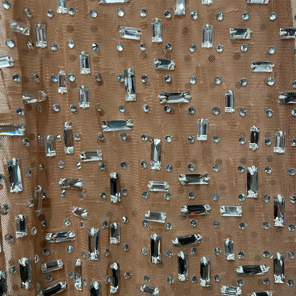 VINCI DRESSretrofeteColor: Silver & NudeSize: SQty: 1